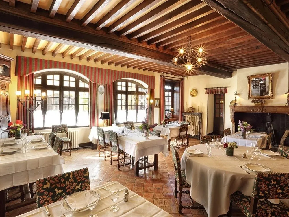 Hostellerie du Vieux Pérouges