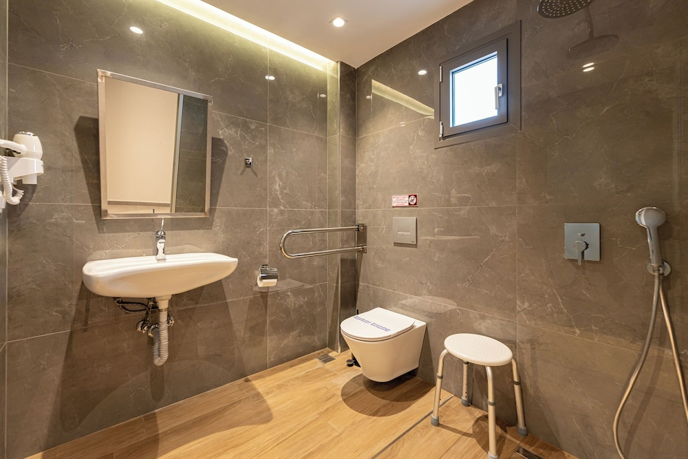 Maltepe Luxury Accommodation By Travelpro Services
