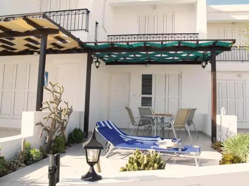 Holiday Home 2 Bedrooms 1 Bathroom - Pernera