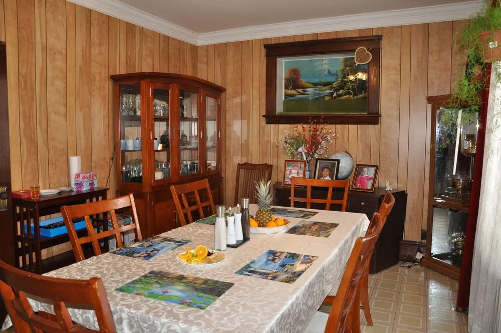 Ambassador B&B Guest Home