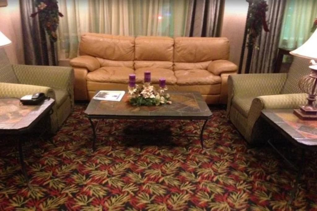 Four Points by Sheraton Toronto Airport East