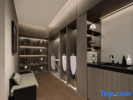 Wuhan Hankou Financial Centre Hong Kong Road ATOUR Hotel