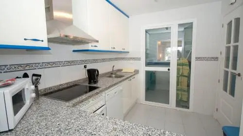 Duquesa Suites 335