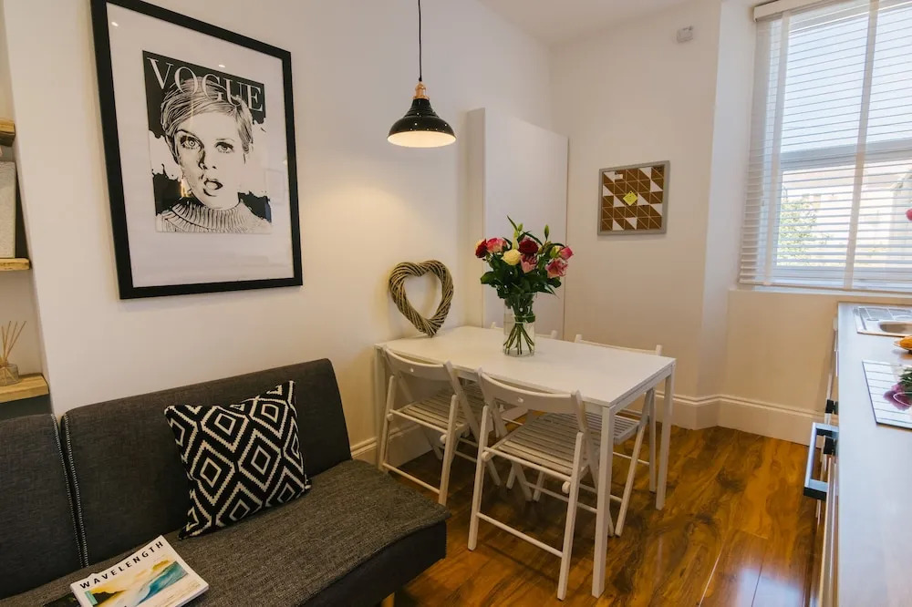 Plymouth Ocean Apartment