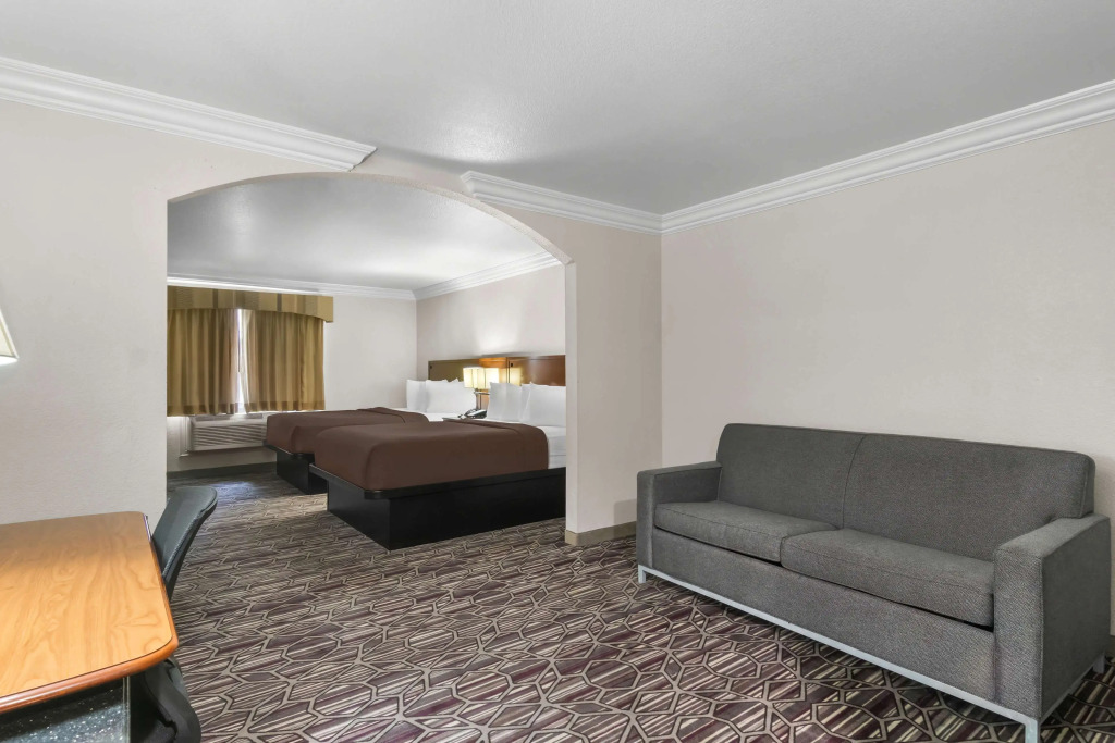 SureStay Plus by Best Western Fort Worth Benbrook