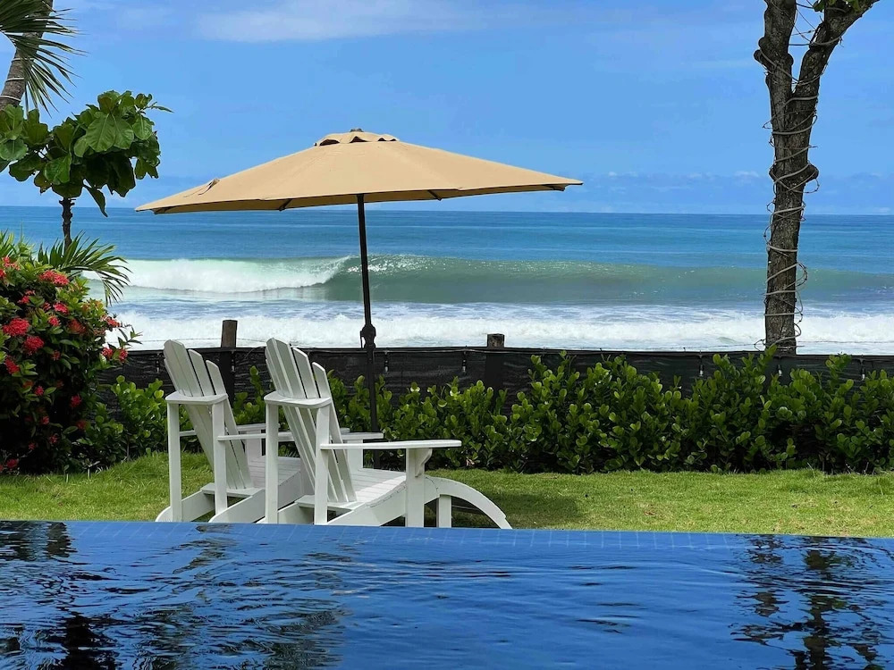 Backyard Beach House Oceanfront Luxury 5 Bdr