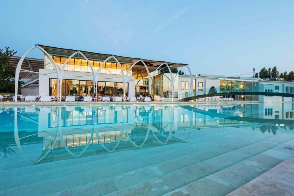 Riviera Golf Resort