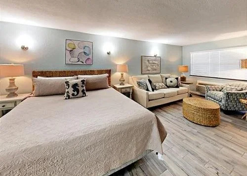 Sea Breeze Suites