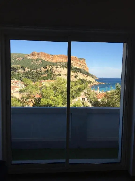 Cassis Le 180°