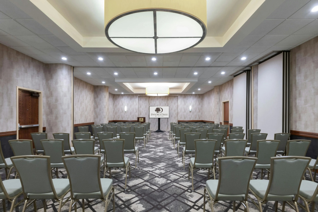 DoubleTree by Hilton Hotel Denver - Aurora