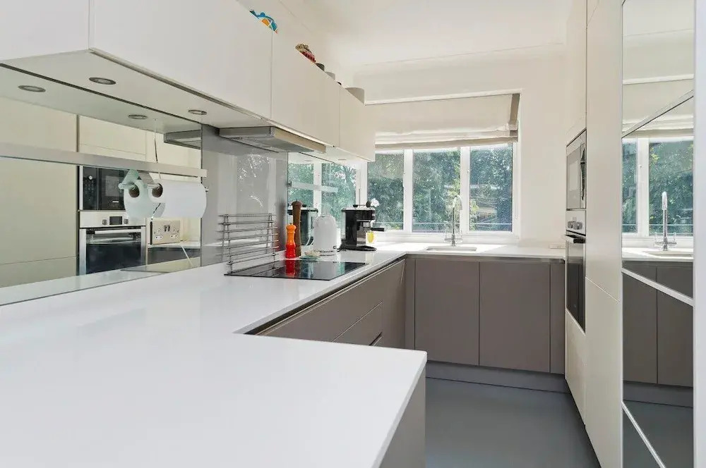 3 Bedroom Apartment, Earls Court