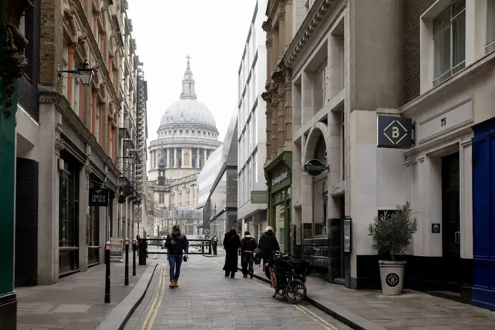Bob W London St Pauls