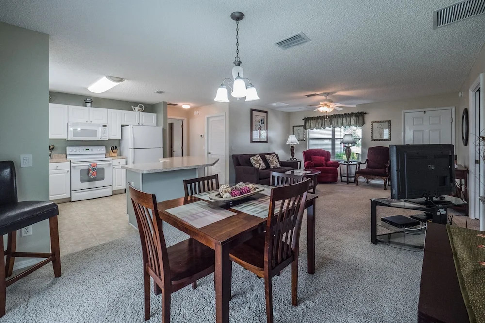 Judson Street 2237 by White Pelican VR