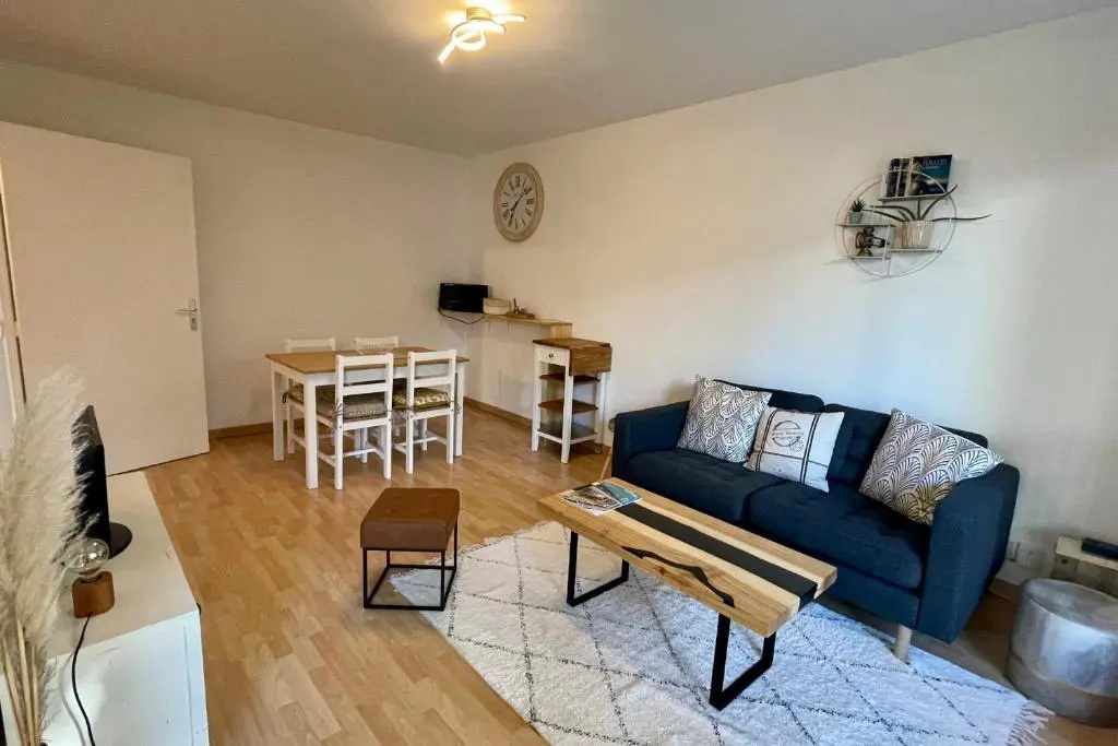 Sully II - Apartment of 33 sqm with parking 400m from Lake Annecy