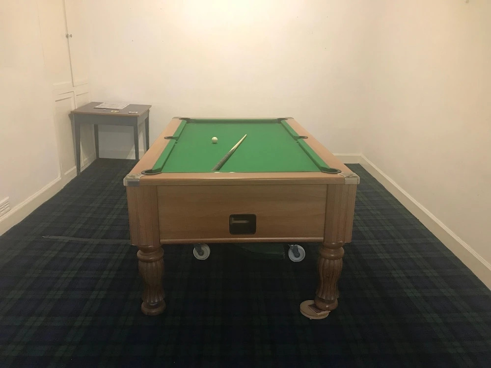 Crown Hotel