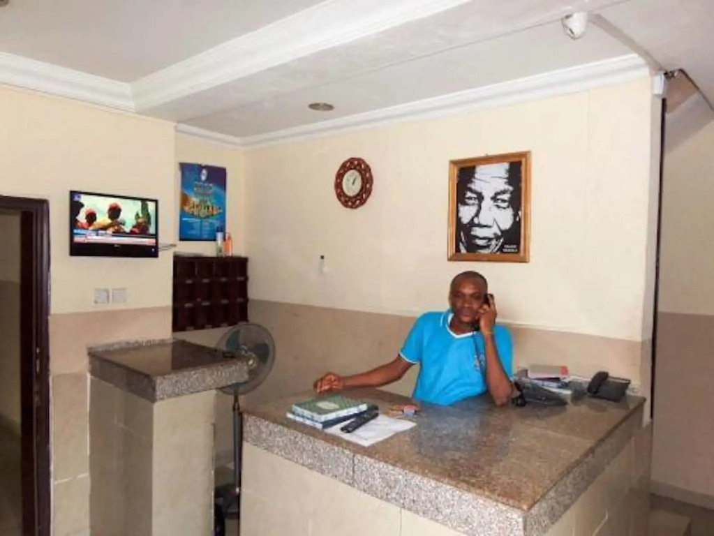 Wonder King Hotel