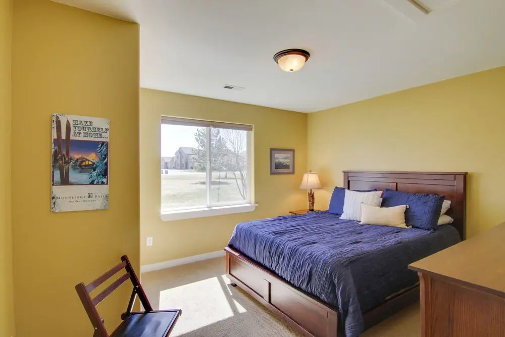 Bozeman Condo w/ Grill ~ 2 Mi to Hot Springs!