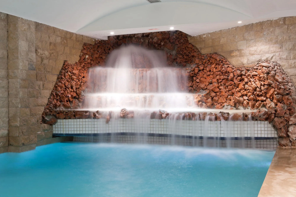 Art Palace Suites & Spa