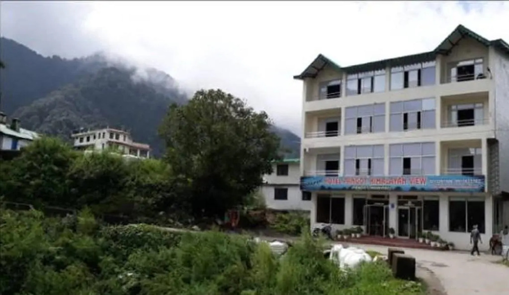 Pangot Himalayan View Hotel