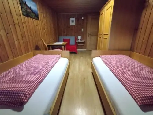 Wörglerhofs Hüttenapartments mit Kachelofen Farm Stay