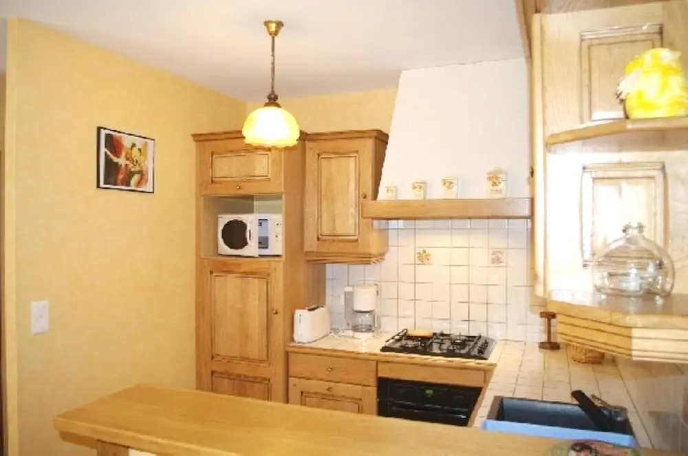Property With one Bedroom in Belcastel, With Enclosed Garden - 57 km F