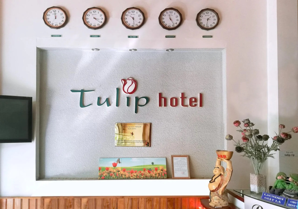 Hue Harmony Hotel