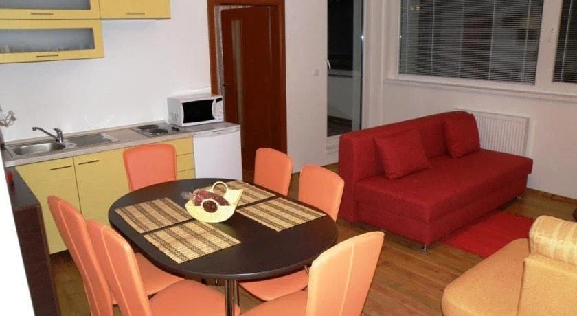 Apartmanovy Dom Triangel