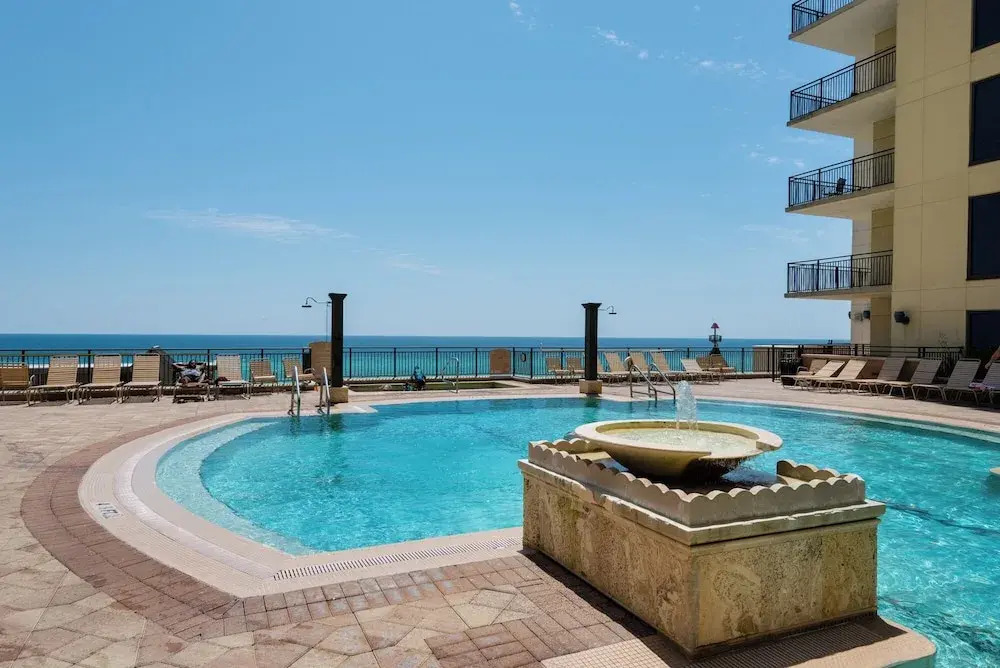 Rooftop Views of The Gulf! 1800 Square Foot Private Rooftop Terrace