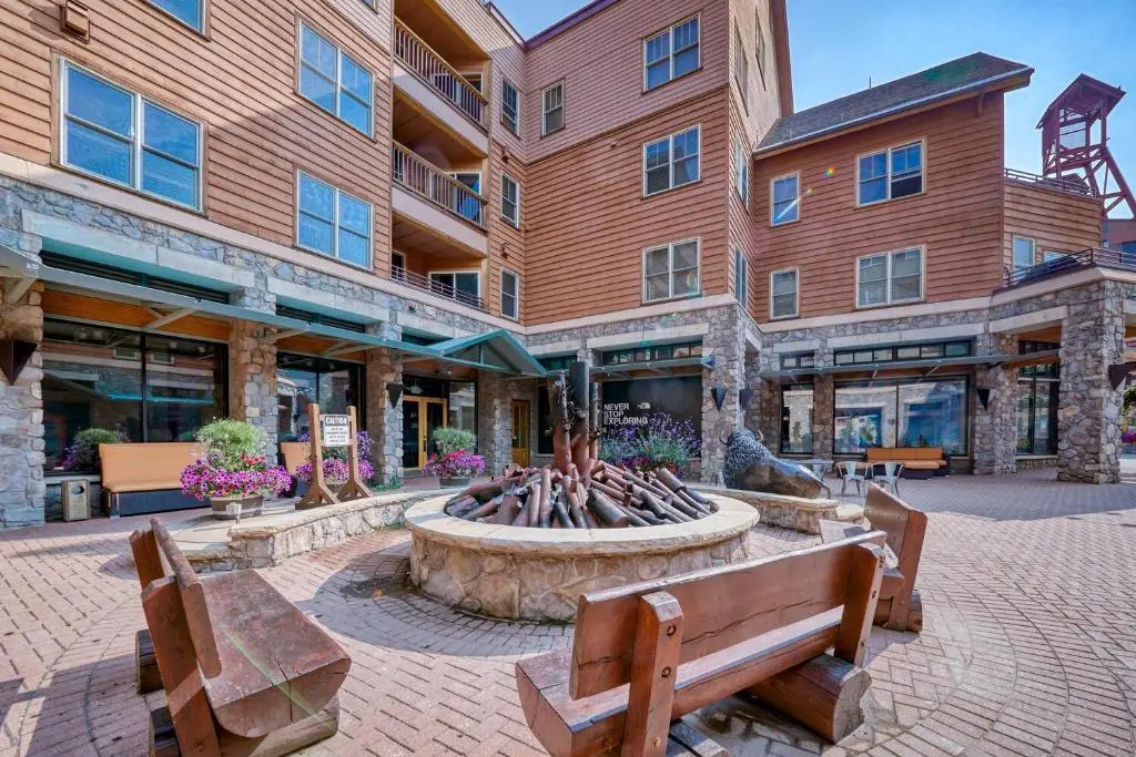 BLCD2 Buffalo Lodge 2 bed 2 bath