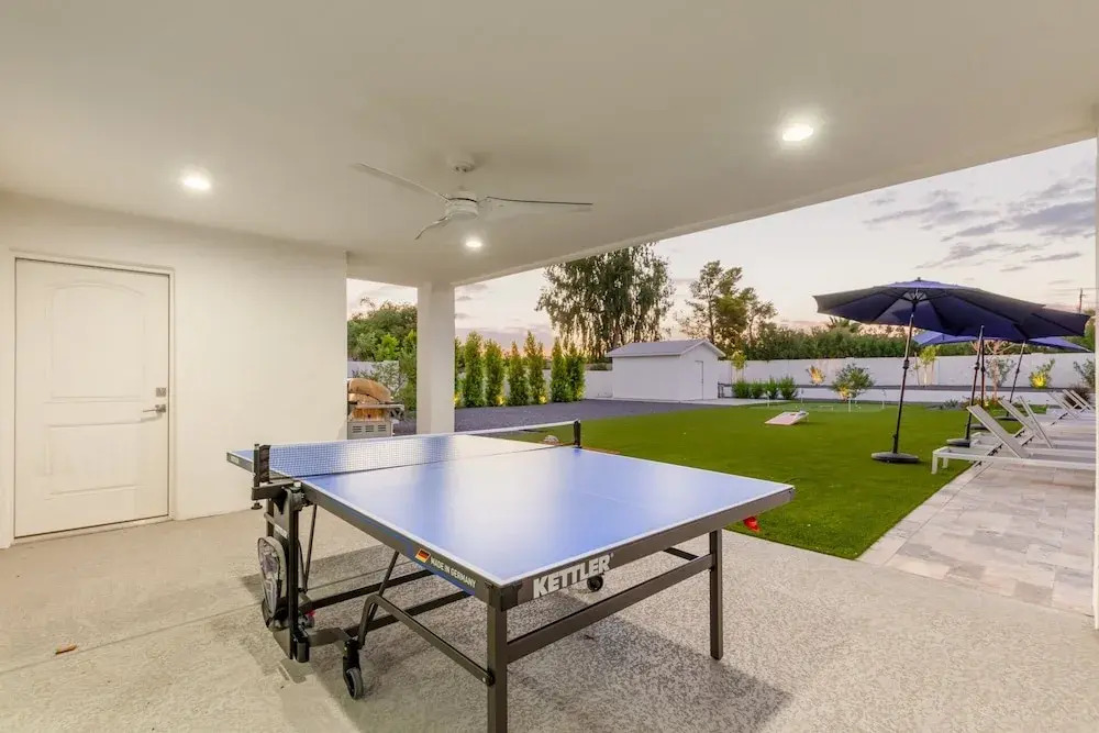 Luxe - Modern Mansion - Private Resort