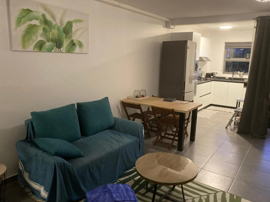Standing Residence Kumuhei
