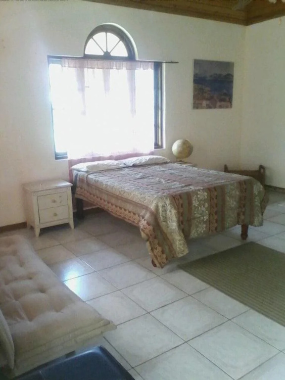 Dolphin Bay Yoga Guest House