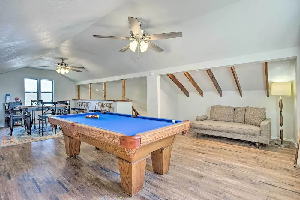 Updated Norman Getaway w/ Porch + Fire Pit!