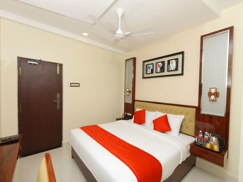 OYO 14759 Hotel President