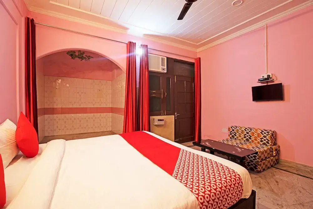 Shree G Palace by OYO Rooms