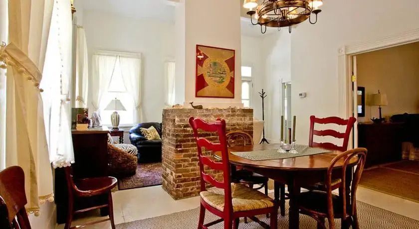 Blue Bell Cottage by Vacation Rental Pros