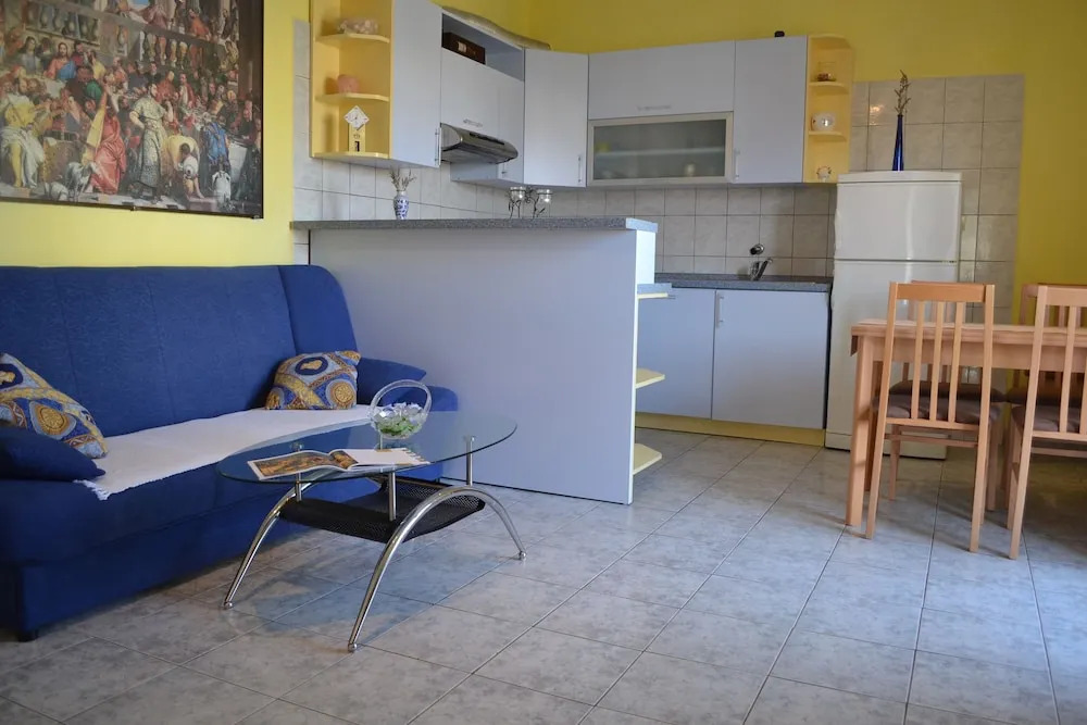 Apartments Celija