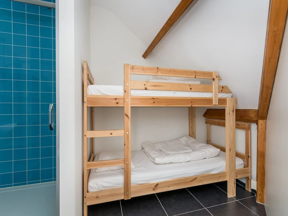Magnificent 6-person Apartment With Roof Terrace in Ouddorp Town Centre