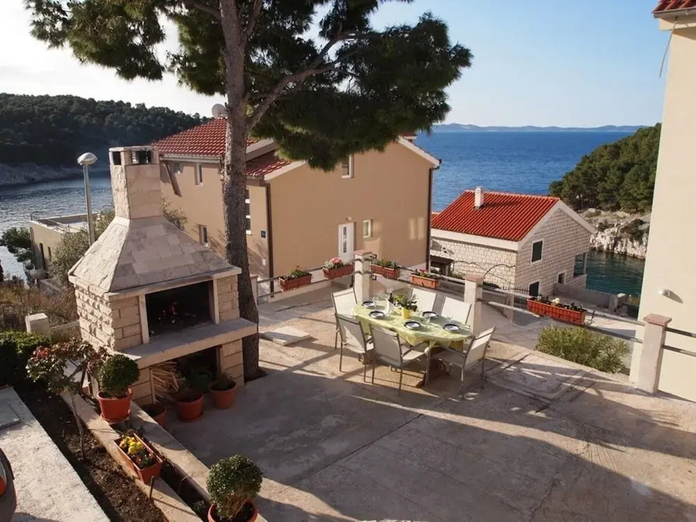 Franco - Secluded Paradise - A1 Ruza