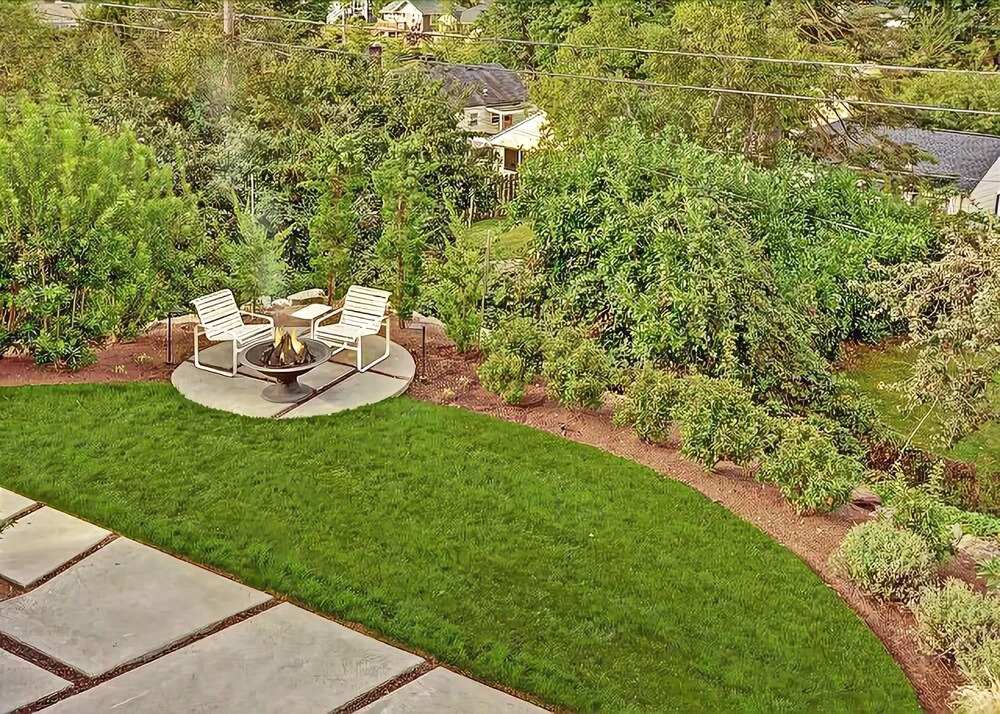 West Seattle Suite Shagalicious Studio Apartment with Balcony