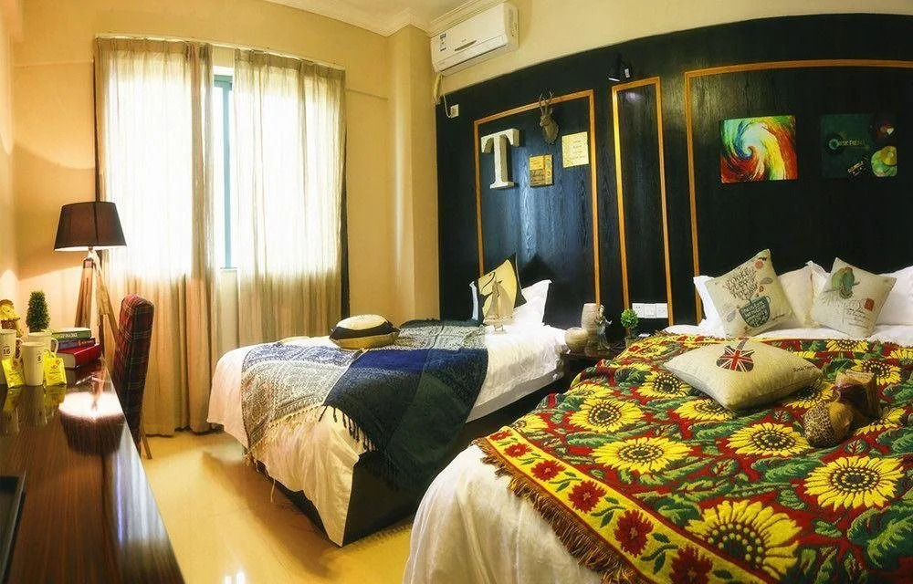 Sanya Canacoast Art Inn