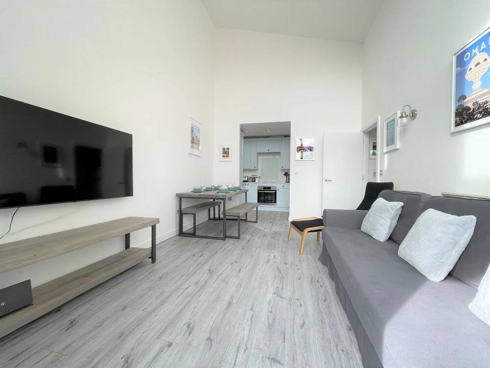 Penthouse Apartment with Parking