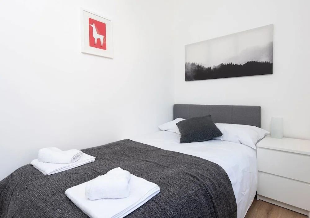 Modern 1BD Apt in West Didsbury