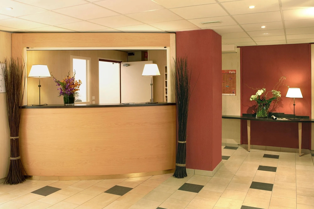 Hotel Cerise Chatou