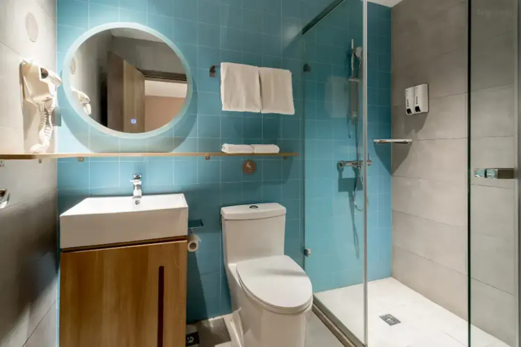 Homeinn · neo (Xiamen Mingfa Commercial Plaza Lianban Subway Station)
