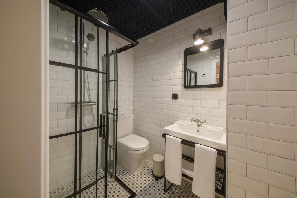 GARP HOTEL