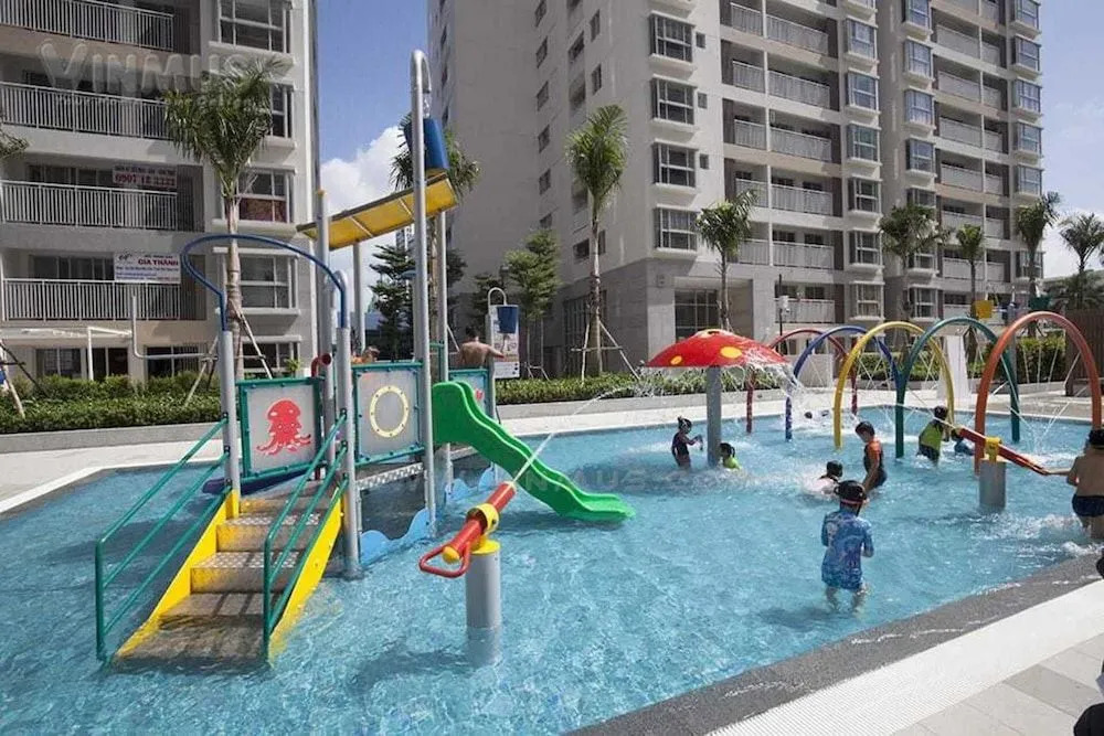 Modern Apartment in Scenic Valley Phu My Hung D7