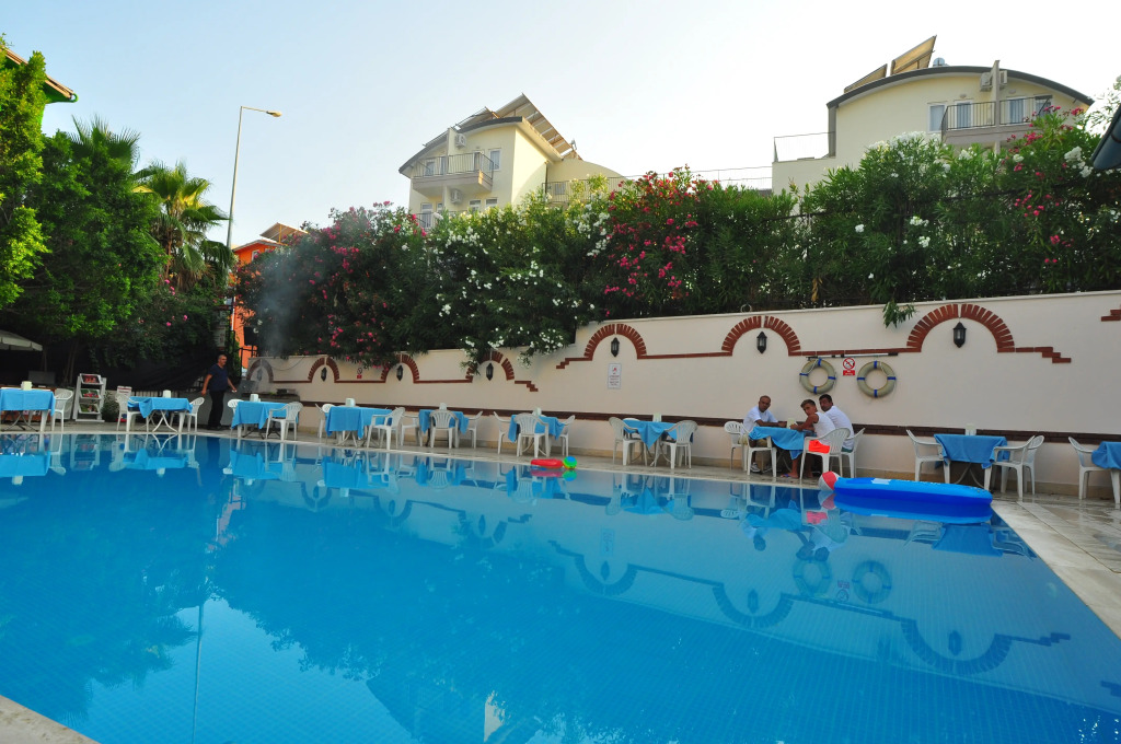 Alessia Hotel