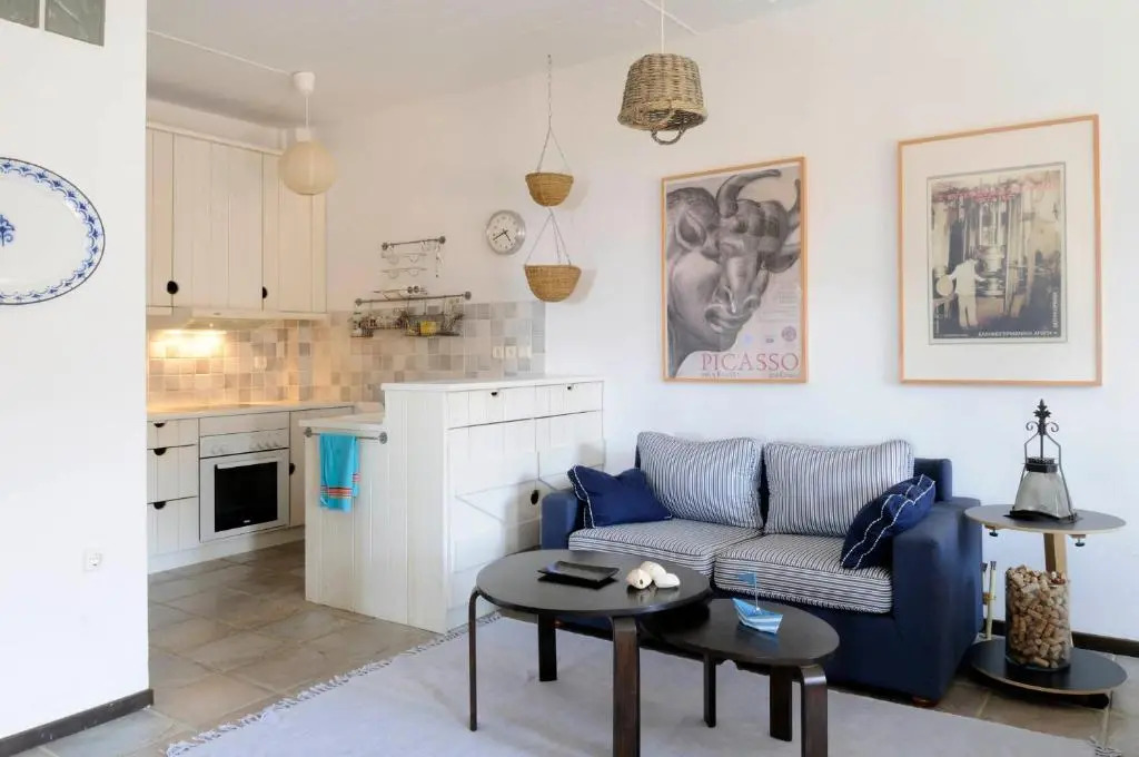Villa Thymari - 4 bedroom beachfront luxury on private beach