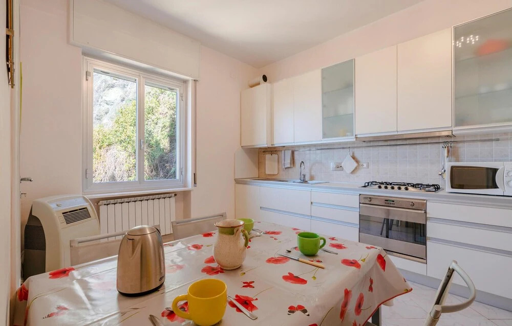 Amazing Apartment in Levanto With 2 Bedrooms